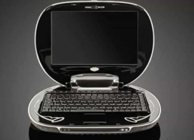 لپ تاپ EGO for Bentley با قیمت 20000 دلار